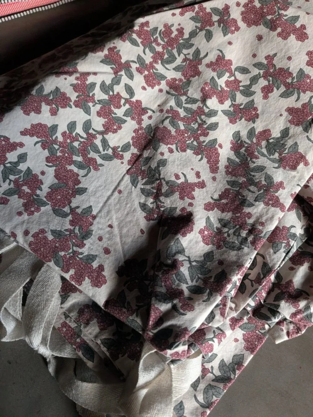 Garbo & Friends win Duvet + Pillowcase + Case set | Cherrie Blossom